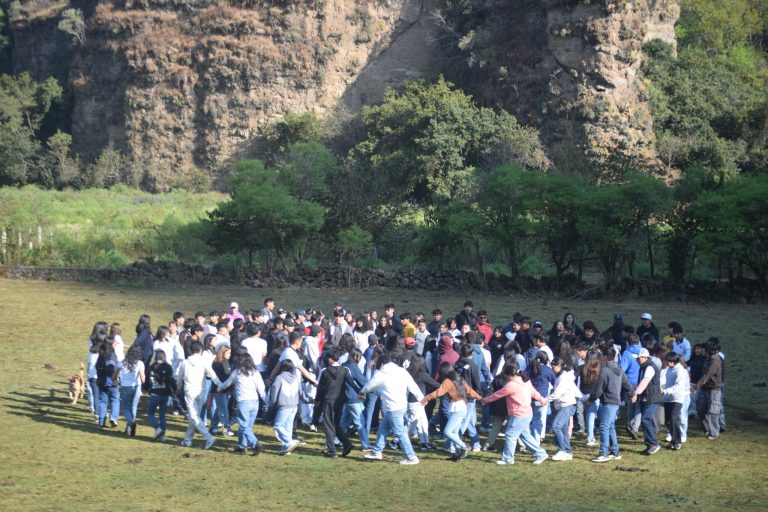 quetza2 actividades con la naturalez